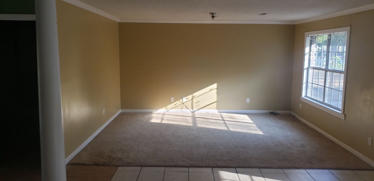 Living room before remodel